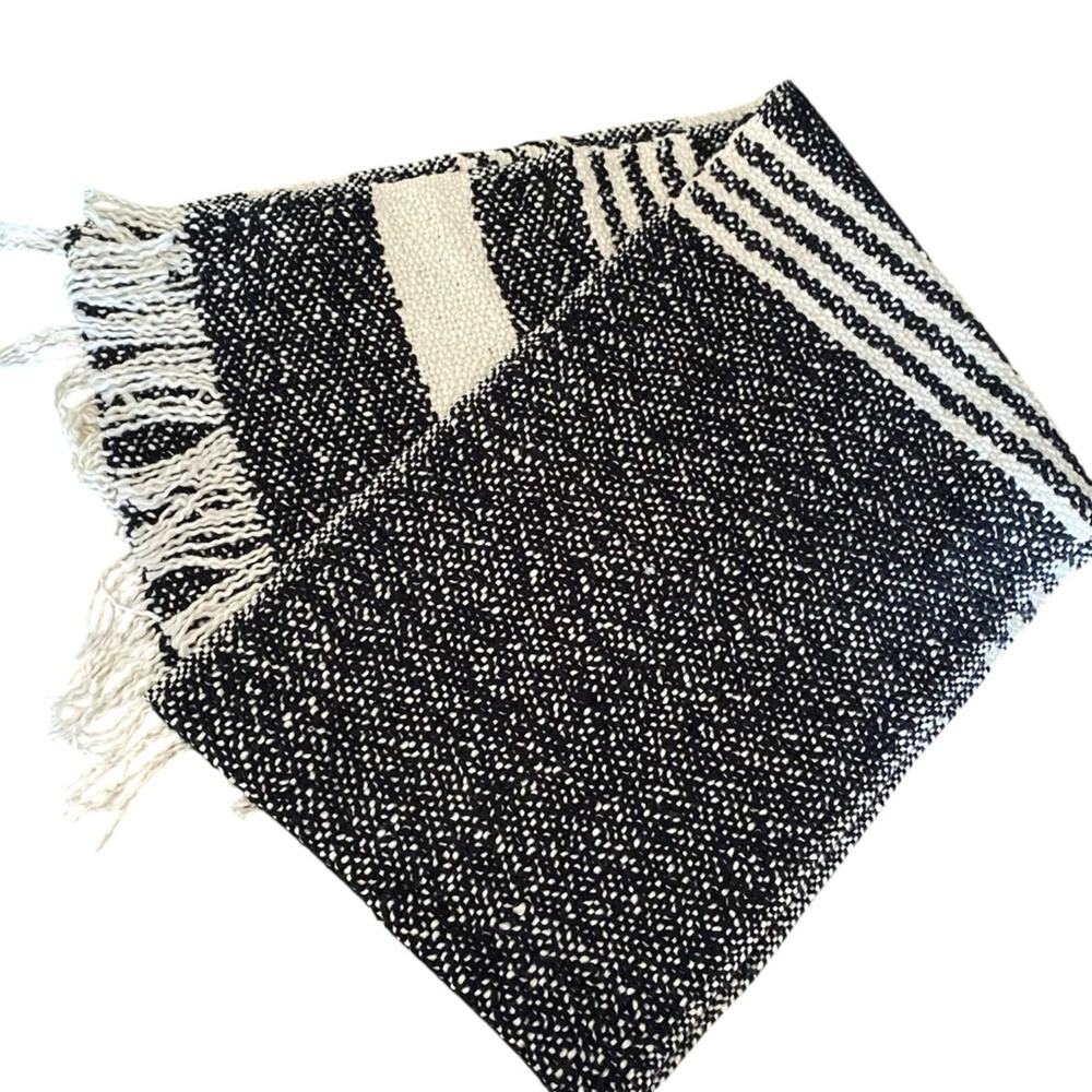 Eileen Fisher Textured Organic Cotton Scarf Black Cream Fringe
